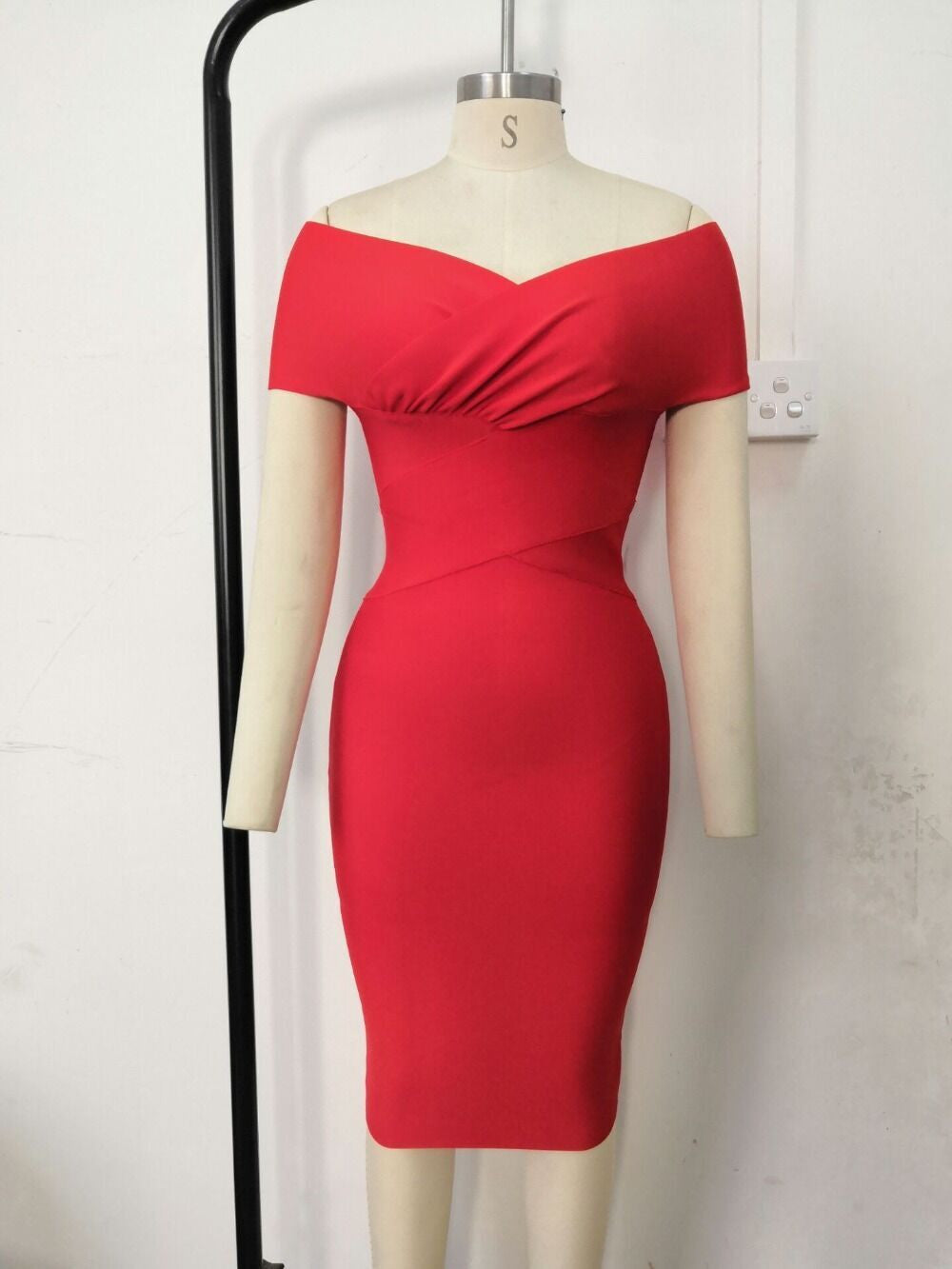Elegant Slim-fit Off-shoulder Bandage One-piece Dress