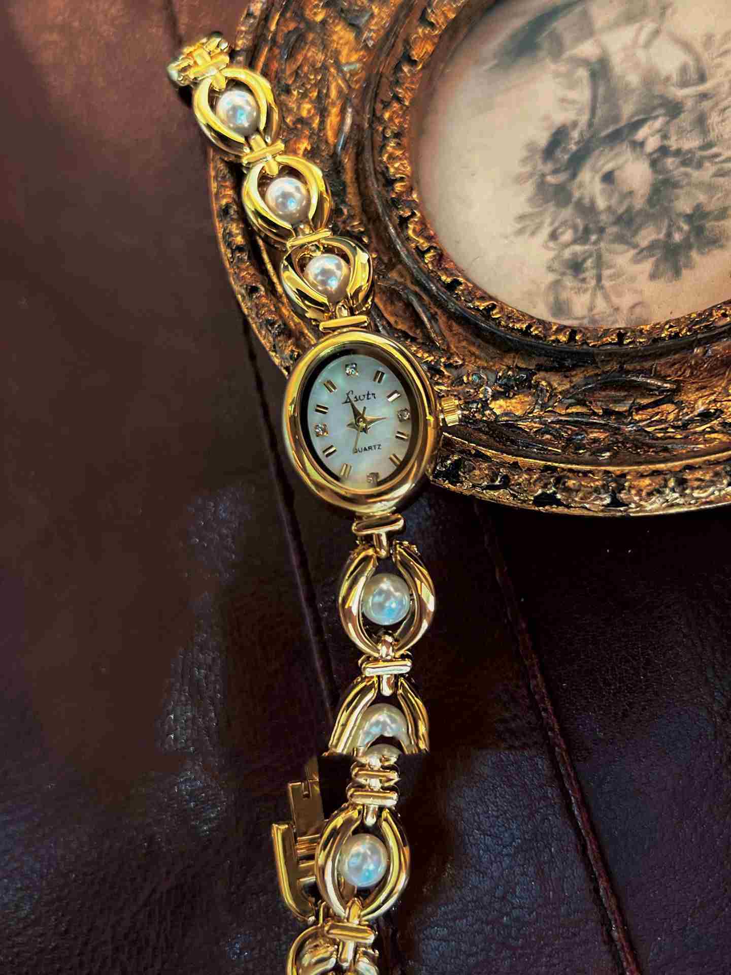 Mid-ancient Light Luxury Imitation Pearl Watch Temperamental Bracelet Women's Watch